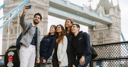 ESCP Students at Tower Bridge in London