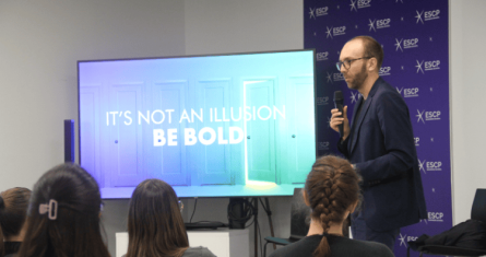 ESCP Business School’s Madrid Campus is strengthening its career ecosystem through a renewed sector-focused strategy that brings students closer than ever to industry leaders, top employers and high-impact alumni. Throughout the 2025–2026 academic year, the Career Insights series has offered students exclusive exposure to fields such as Banking & Finance, Consulting, Consumer Goods and Technology, combining expert panels, recruitment insights and personalised networking opportunities. With new industry even